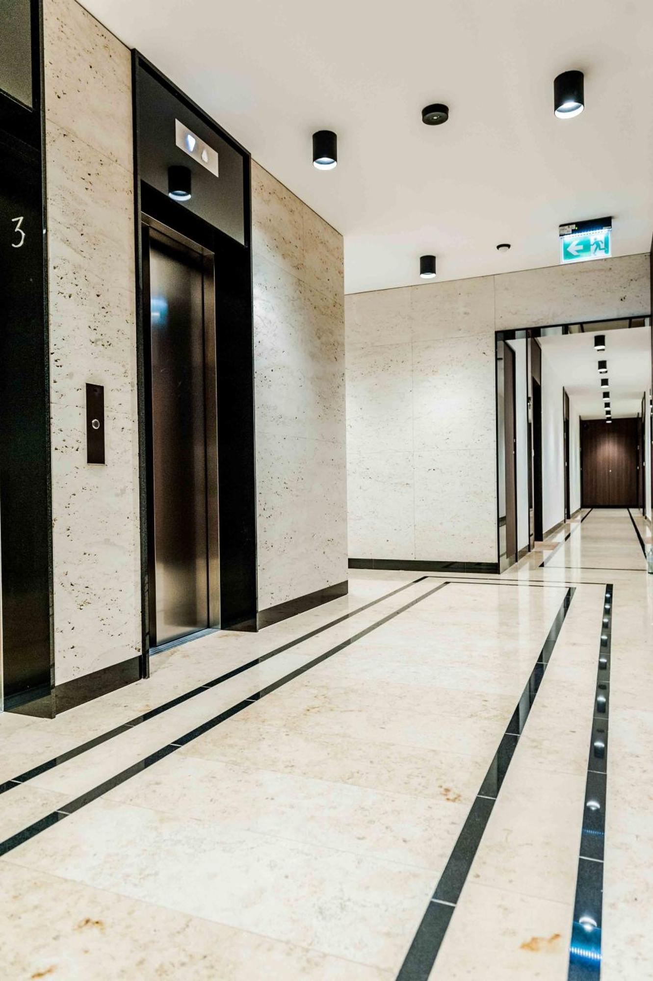 Mennica Residence - Grzybowska 43A Варшава Екстер'єр фото