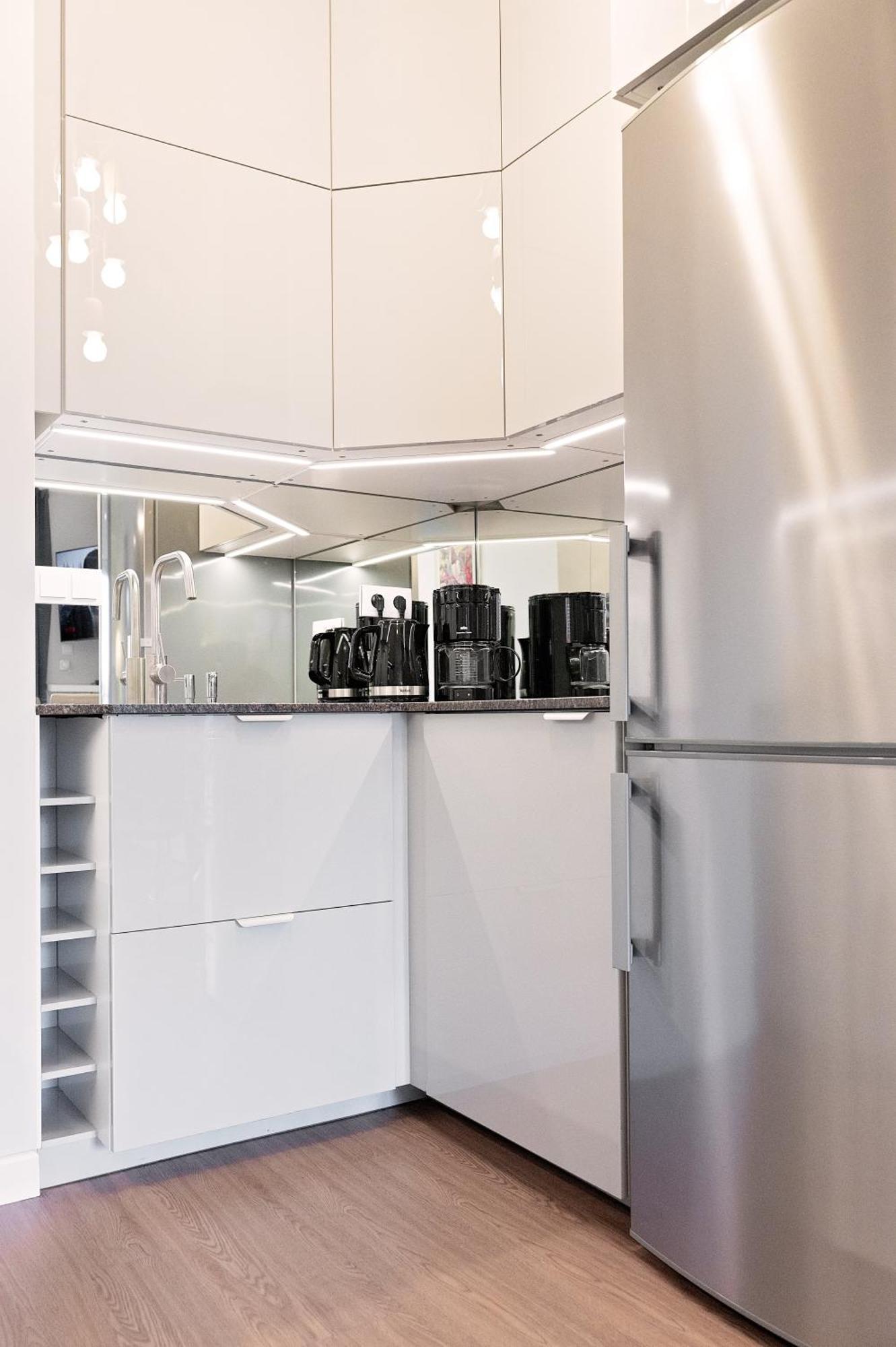 Mennica Residence - Grzybowska 43A Варшава Екстер'єр фото